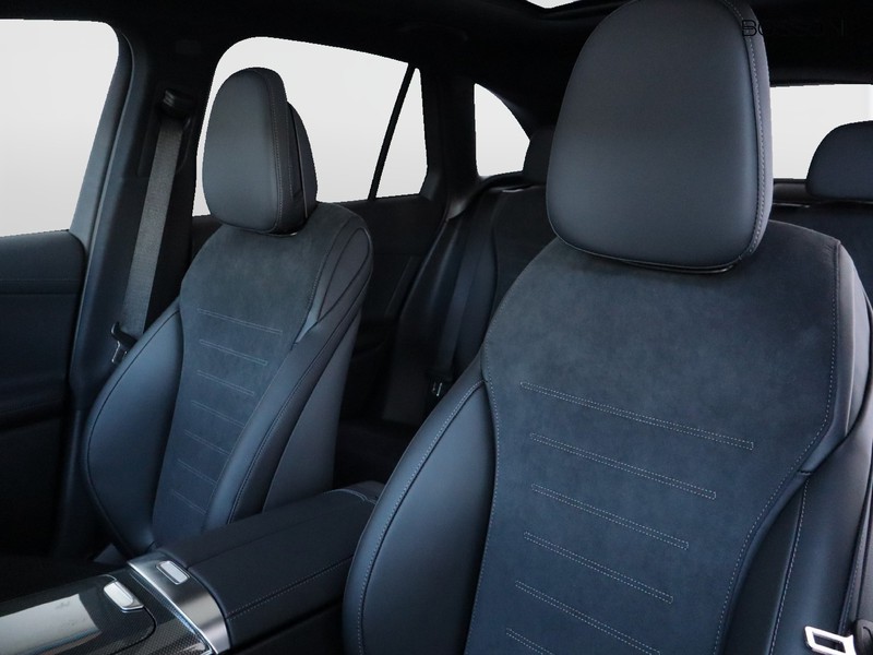 7 - Mercedes GLC suv 300 d amg line premium 4matic 9g-tronic