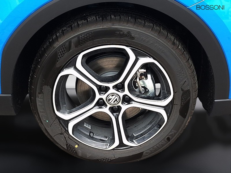 13 - Mg ZS 1.5 hybrid+ comfort auto