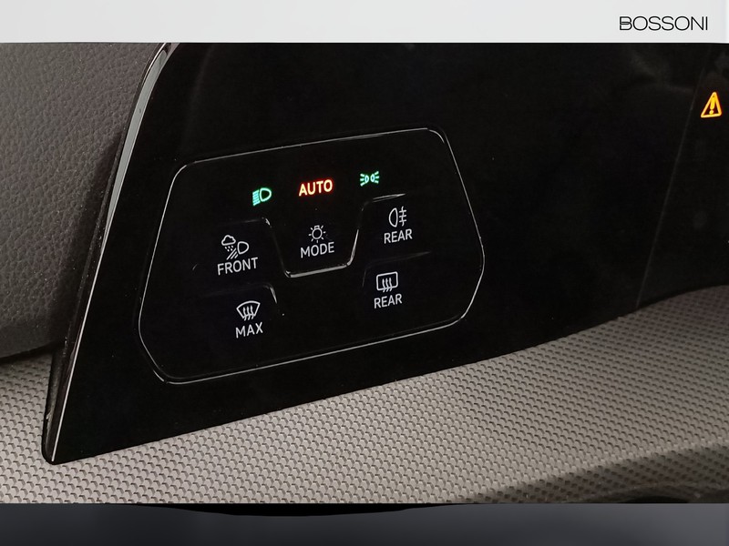 25 - Volkswagen Golf 2.0 tdi scr 150cv style dsg