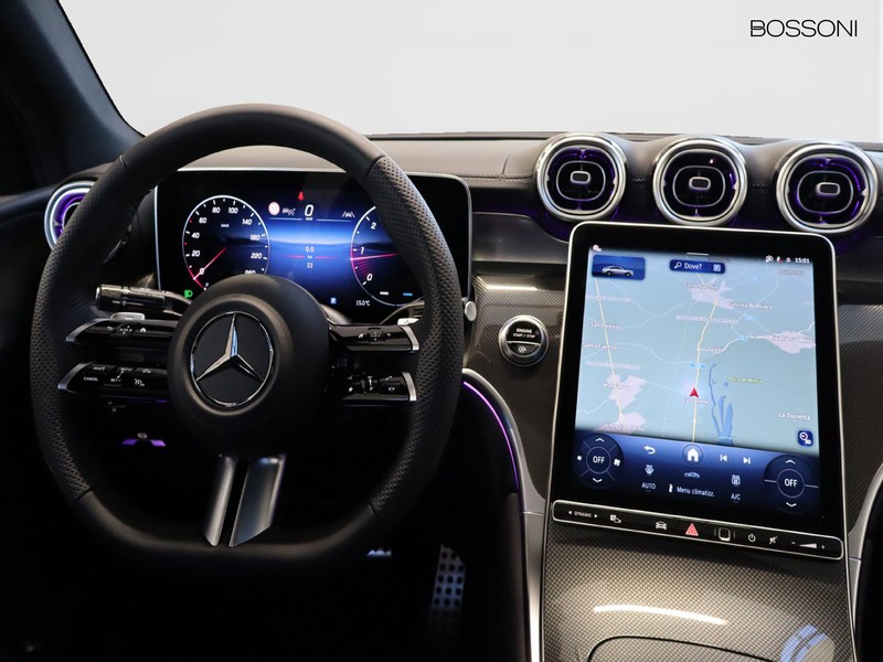 13 - Mercedes GLC coupe 300 d amg line premium 4matic 9g-tronic