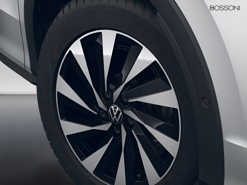 7 - Volkswagen T-Roc 1.5 etsi act 115cv life dsg