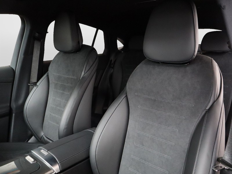 7 - Mercedes GLC coupe 200 d amg line advanced 4matic 9g-tronic