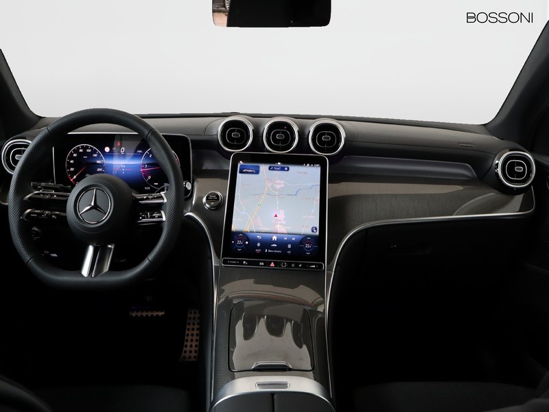 13 - Mercedes GLC coupe 200 d amg line advanced 4matic 9g-tronic