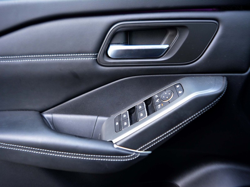 13 - Nissan Qashqai 1.3 mild hybrid 158cv n-connecta 2wd xtronic