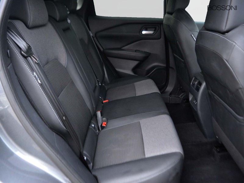 7 - Nissan Qashqai 1.3 mild hybrid 158cv n-connecta 2wd xtronic