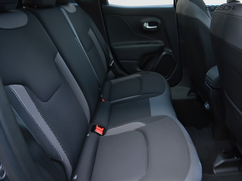 7 - Jeep Renegade 1.5 turbo t4 mhev 130cv limited 2wd