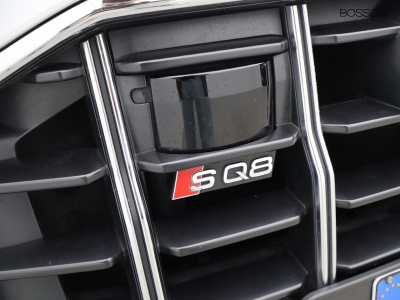 19 - Audi SQ8 s4.0 v8 tfsi quattro tiptronic