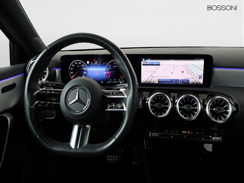 13 - Mercedes Classe A 200 d amg line premium plus speedshift dct amg 8g