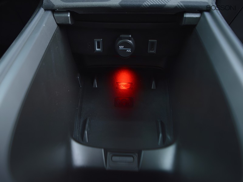 19 - Jeep Avenger 1.2 turbo e-hybrid mhev 110cv summit fwd edct6