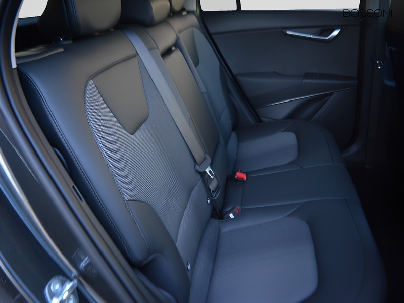 7 - Kia Niro 1.6 gdi plug-in hybrid 171cv style dct6