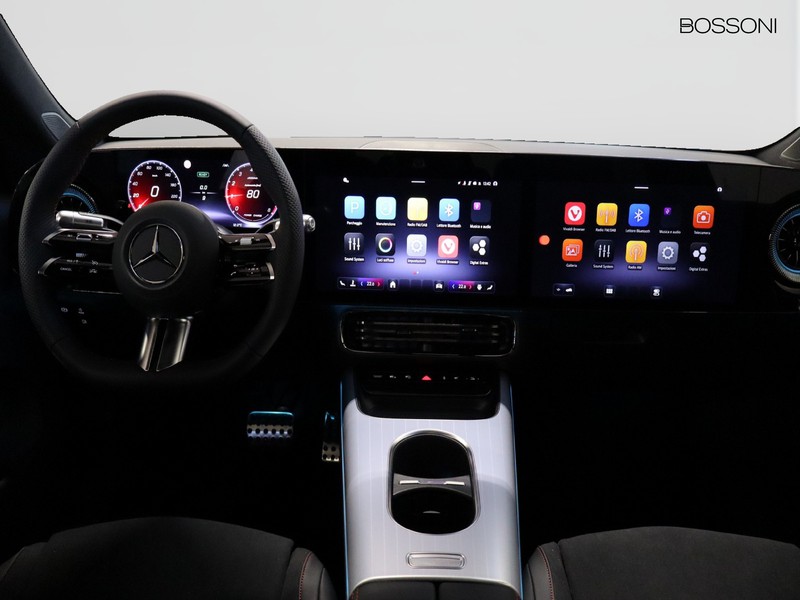 13 - Mercedes CLA 200 premium 4matic auto