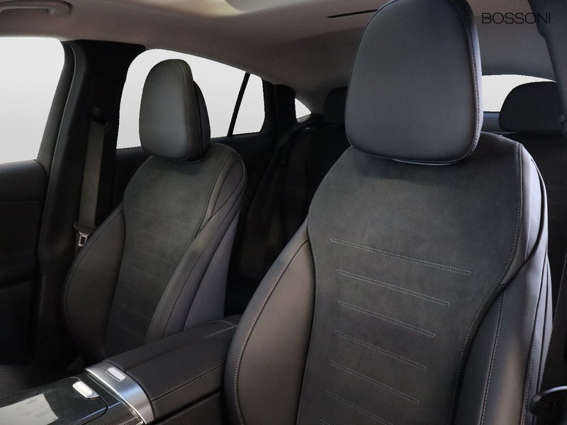 7 - Mercedes GLC coupe 220 d amg line premium 4matic 9g-tronic