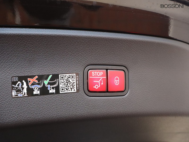 19 - Mercedes GLC coupe 220 d amg line premium 4matic 9g-tronic