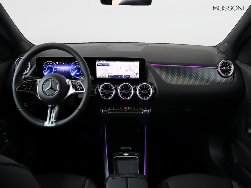 13 - Mercedes EQA 300 progressive advanced 4matic