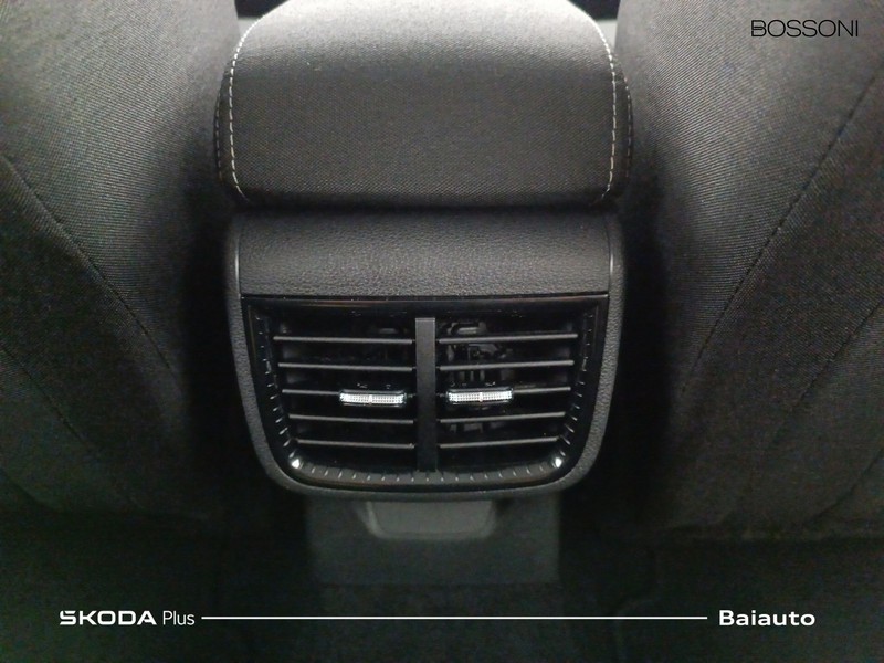 13 - Skoda Fabia 1.0 tsi evo 95cv 130 edition