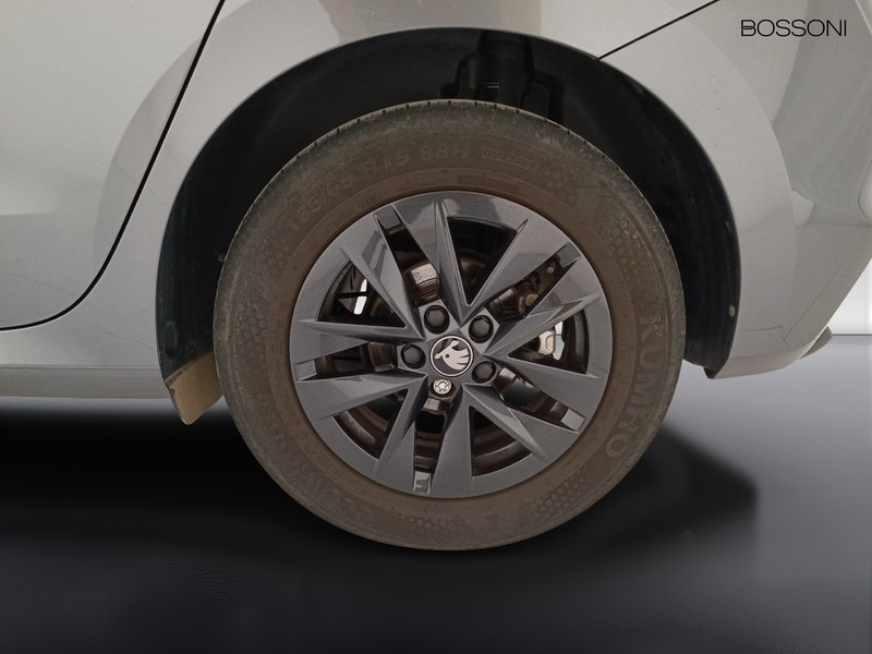 25 - Skoda Fabia 1.0 tsi evo 95cv 130 edition