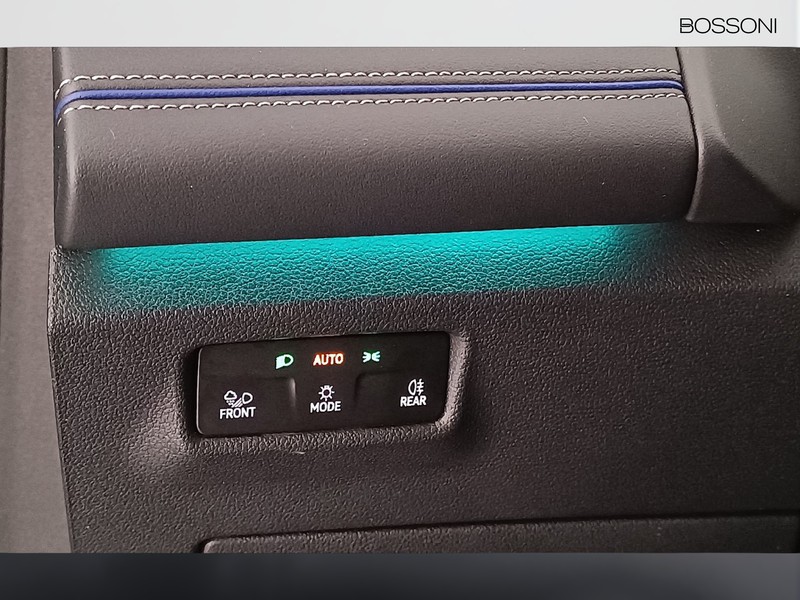 25 - Volkswagen Tiguan 2.0 tdi scr 150cv r-line dsg