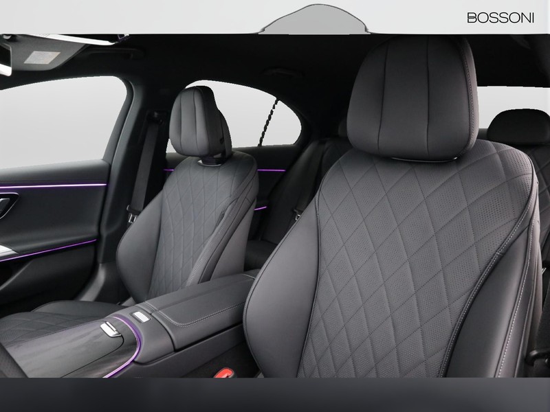 7 - Mercedes Classe E berlina 220 d amg line premium 4matic 9g-tronic