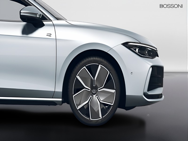 7 - Volkswagen Passat 2.0 tdi scr evo 150cv r-line plus dsg