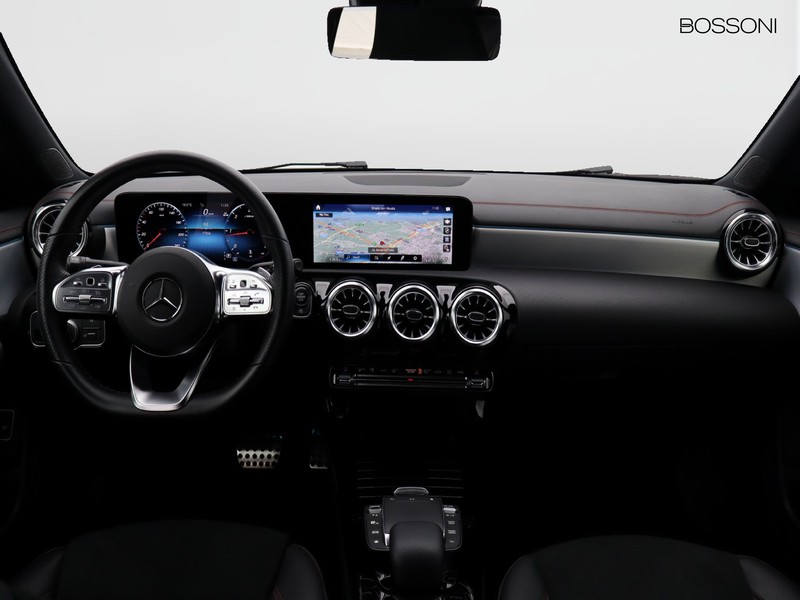 13 - Mercedes CLA coupe 180 d premium 8g-dct