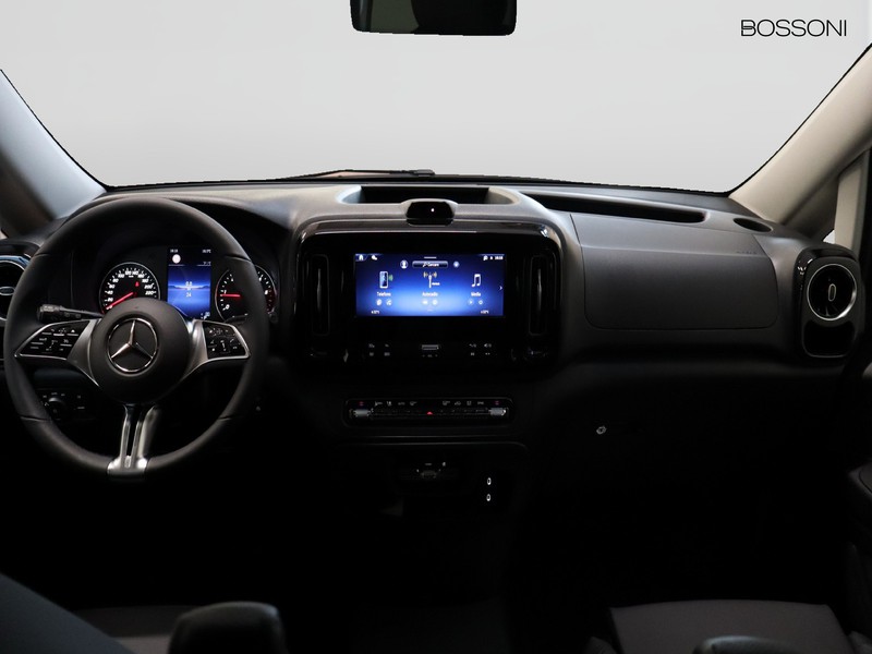 13 - Mercedes Vans Vito mixto 116 cdi long select 9g-tronic