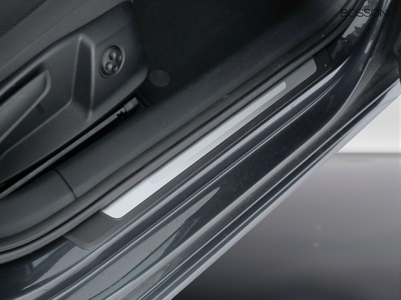 19 - Audi A4 avant 30 2.0 tdi mhev 136cv business advanced s tronic