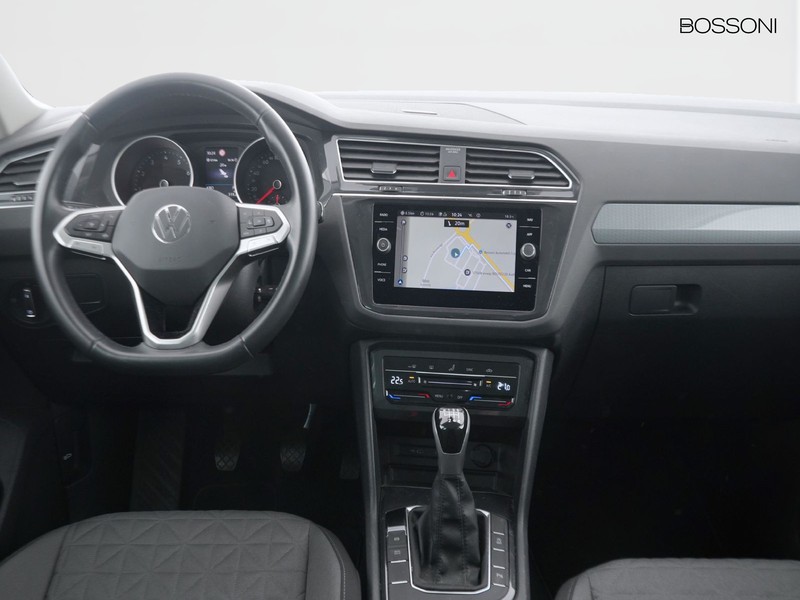 7 - Volkswagen Tiguan 1.5 tsi act 130cv life