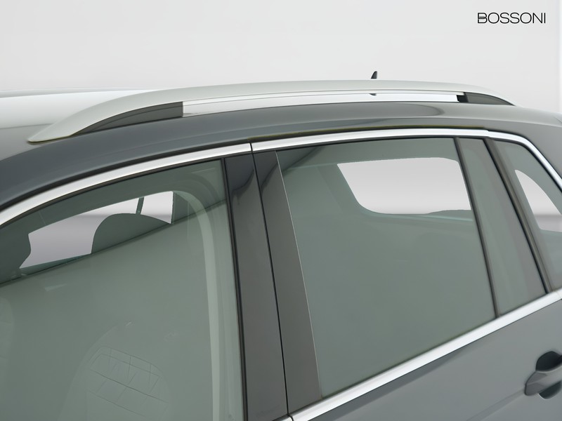 31 - Volkswagen Tiguan 1.5 tsi act 130cv life