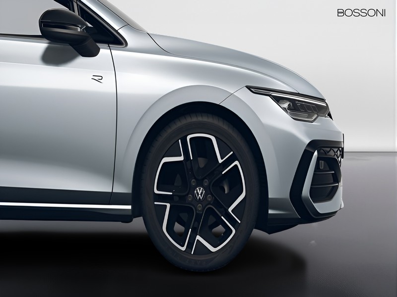 7 - Volkswagen Golf 1.5 etsi act 150cv r-line plus