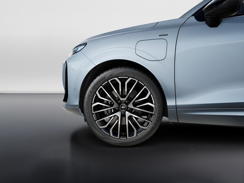 7 - Audi Q3 1.5 e-hybrid 272cv s line edition s tronic