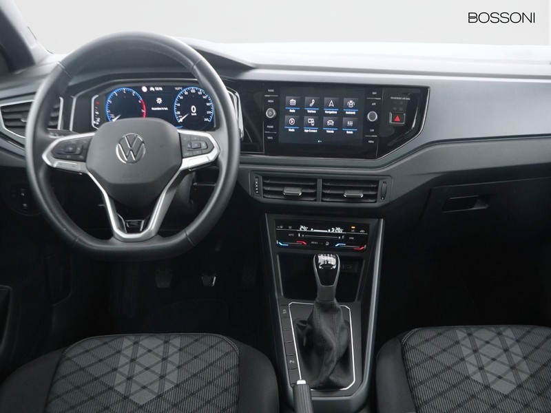 7 - Volkswagen Taigo 1.0 tsi 115cv r-line