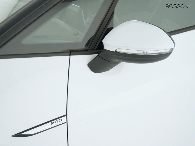 37 - Volkswagen ID.3 58 kwh pro performance active