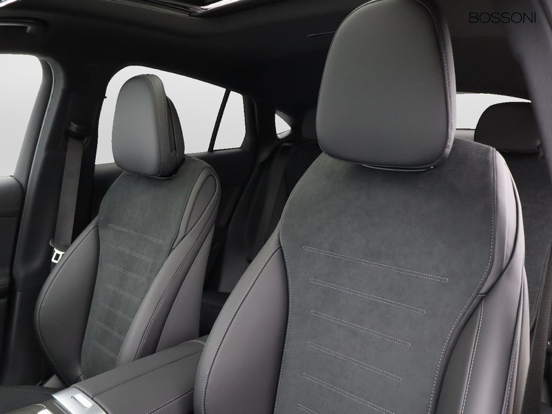 7 - Mercedes GLC coupe 220 d amg line premium 4matic 9g-tronic