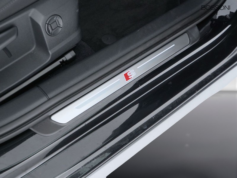 19 - Audi A3 sportback 40 1.4 tfsi e s line edition s tronic