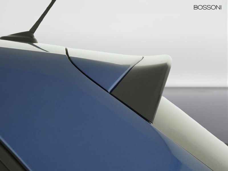 37 - Volkswagen Polo 1.0 tsi 95cv r line