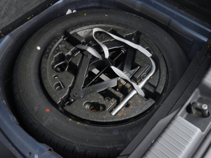 31 - Volkswagen T-Cross 1.0 tsi 110cv style dsg