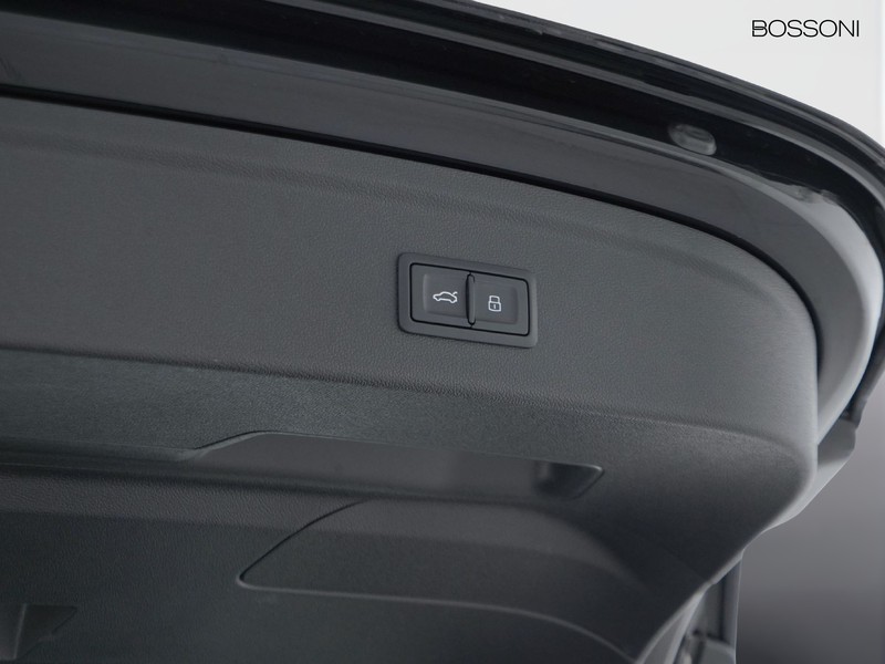 37 - Audi A3 sportback 1.5 tfsi e 204cv business advanced s tronic