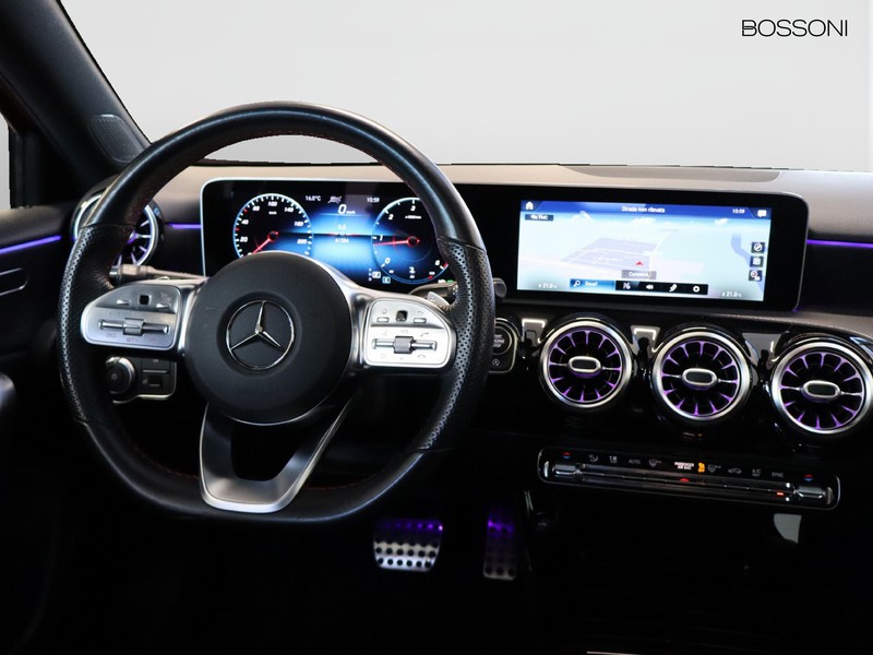 13 - Mercedes Classe A 220 d premium 8g-dct