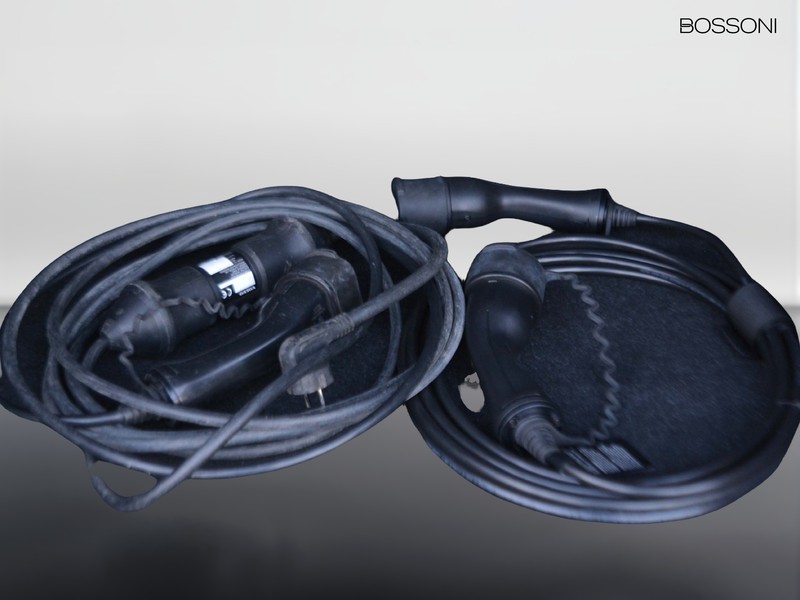 13 - Volvo XC40 1.5 t4 recharge plug-in-hybrid inscription expression geartronic my21