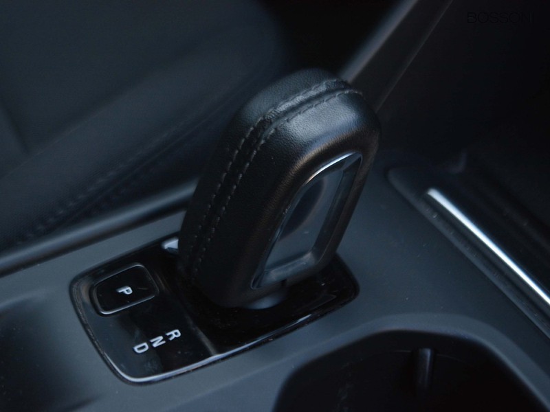 19 - Volvo XC40 1.5 t5 recharge plug-in-hybrid inscription expression geartronic my21