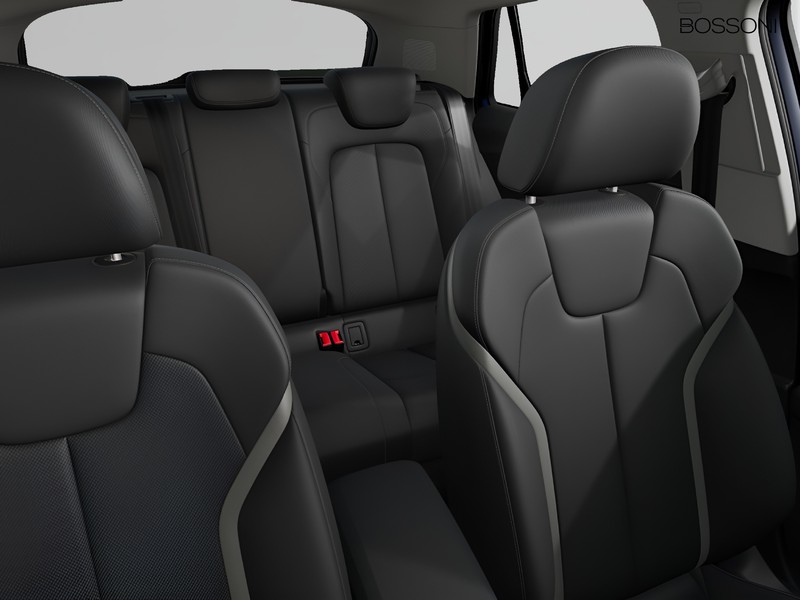 7 - Audi Q2 35 1.5 tfsi s line edition s tronic