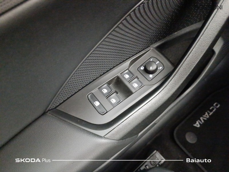 19 - Skoda Octavia wagon 2.0 tdi evo scr 150cv style dsg