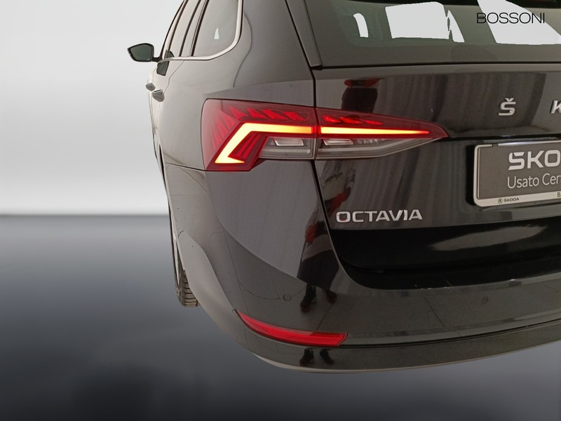 25 - Skoda Octavia wagon 2.0 tdi evo scr 150cv style dsg