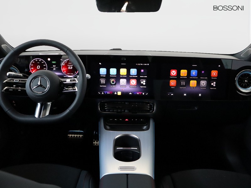 13 - Mercedes CLA 200 premium auto