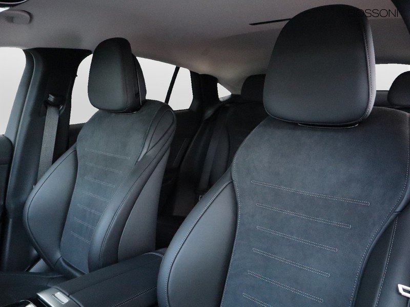 7 - Mercedes GLC coupe 220 d amg line advanced 4matic 9g-tronic