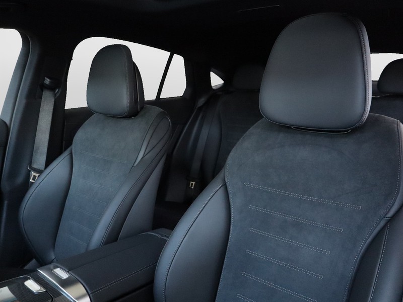 7 - Mercedes GLC coupe 300 d amg line premium 4matic 9g-tronic