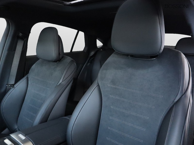 7 - Mercedes GLC coupe 220 d amg line premium 4matic 9g-tronic