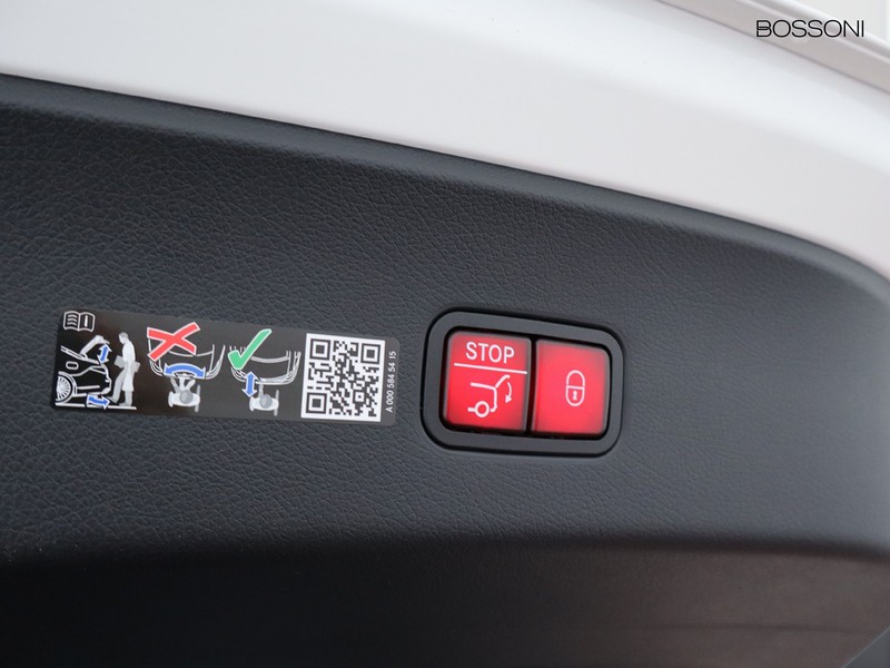 19 - Mercedes GLC coupe 220 d amg line premium 4matic 9g-tronic