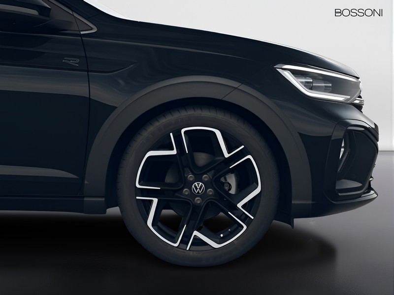 7 - Volkswagen Taigo 1.5 tsi act 150cv r-line plus dsg