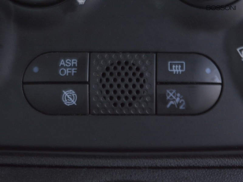 19 - Fiat 500 1.0 firefly hybrid 70cv